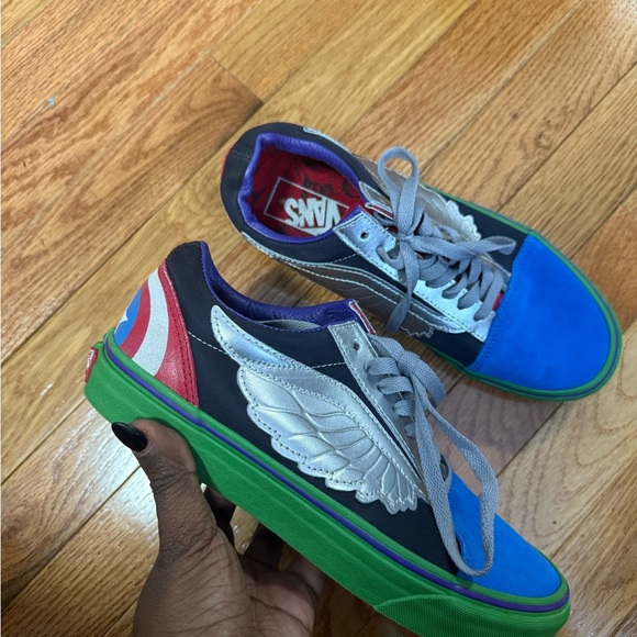 Vans Other - Vans Multicolor Winged Sneakers ( men’s 7 and women’s 8.5) NO BOX
